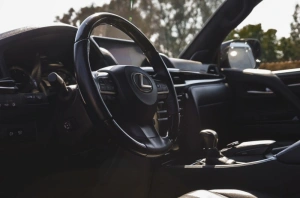Lexus LX450D